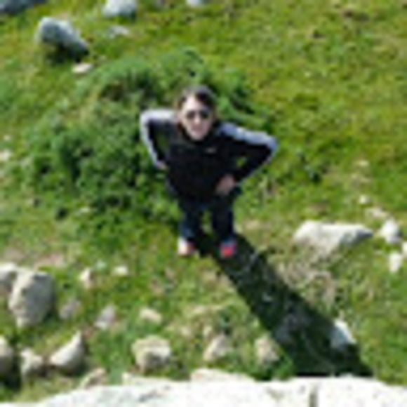 Meet your Posher, Sarah - Picture 1 of 1